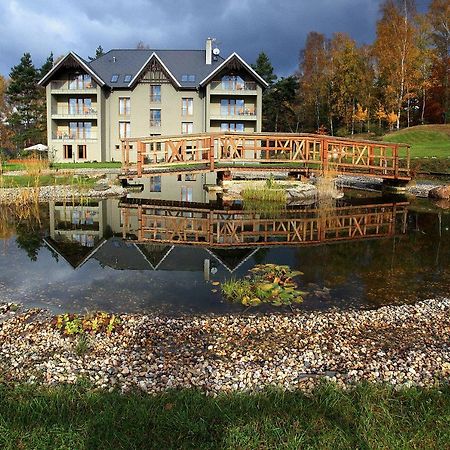 Garden Hotel Mezna Хренско Экстерьер фото